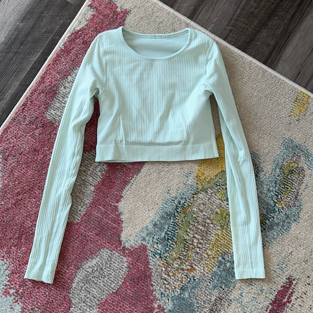 Lululemon Mint Green Ebb to Street Crop Athletic Top